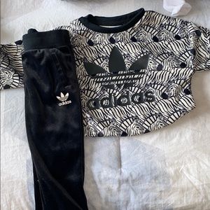 Baby adidas outfit